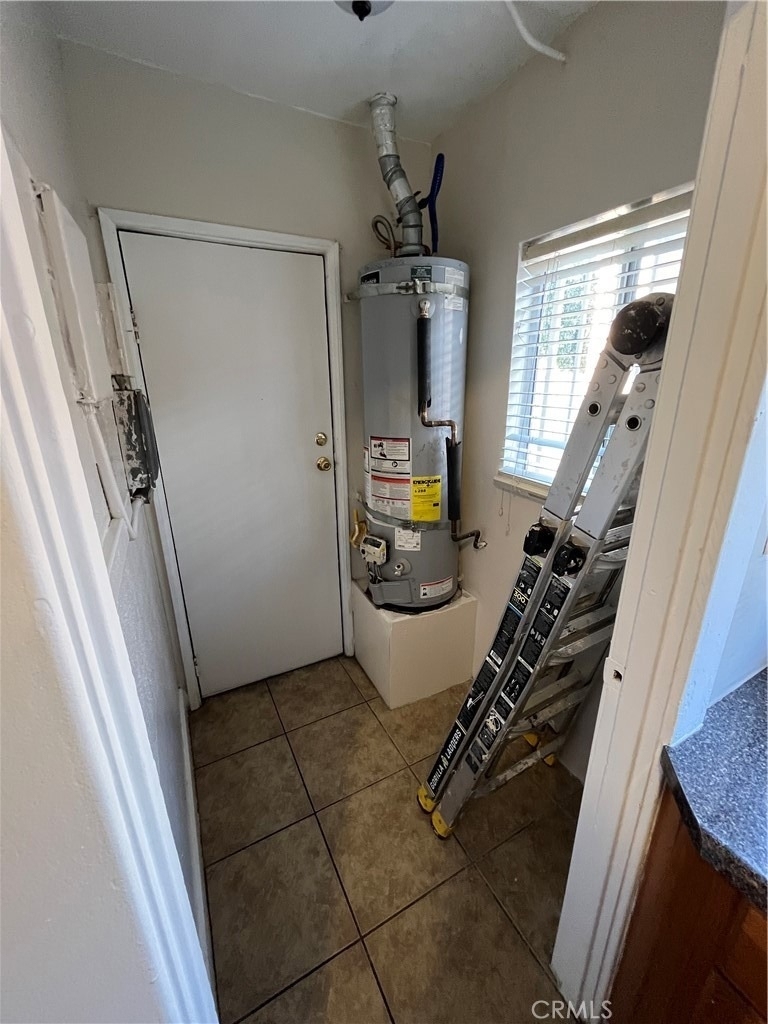 1349 W 49th - Photo 21