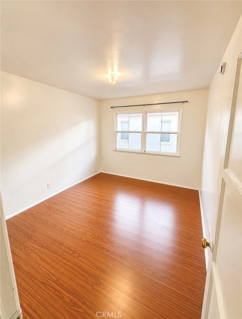 12823 Burbank - Photo 2