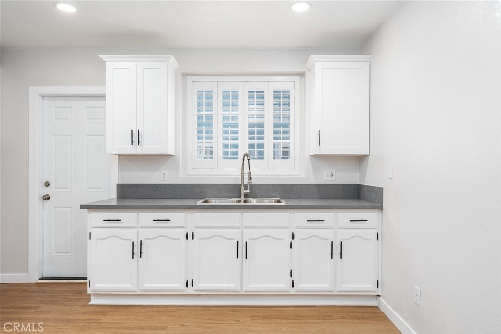 6226 Magnolia Avenue - Photo 4