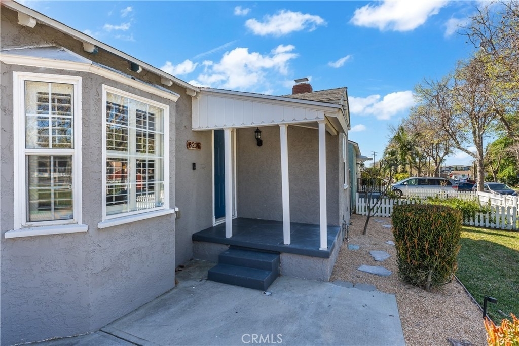6226 Magnolia Avenue - Photo 2
