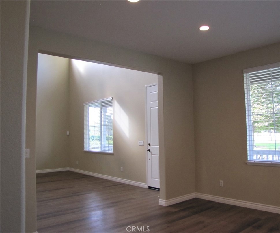 7342 Corona Valley Avenue - Photo 9