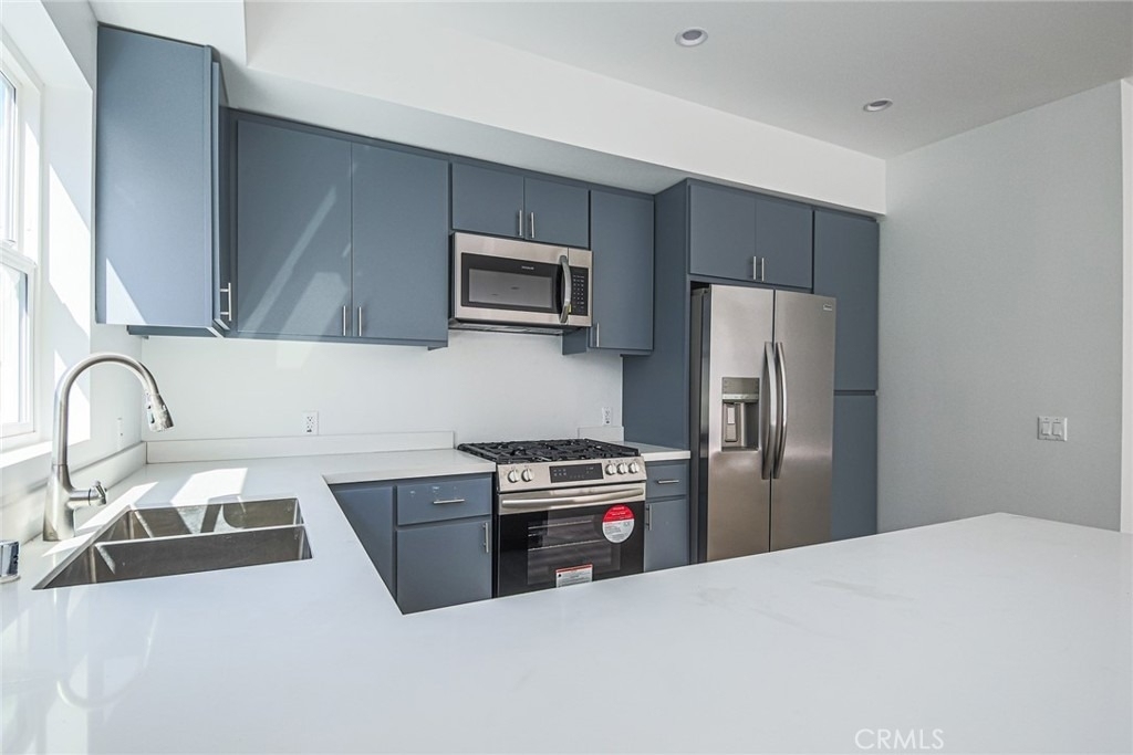 5265 Cartwright Avenue - Photo 22