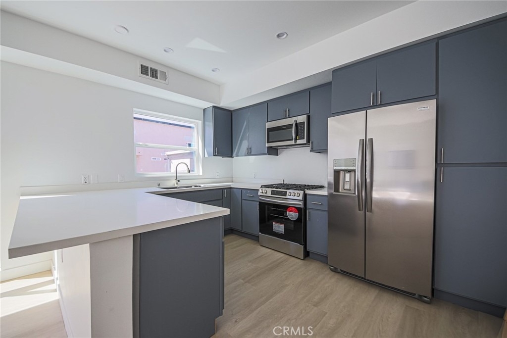 5265 Cartwright Avenue - Photo 50