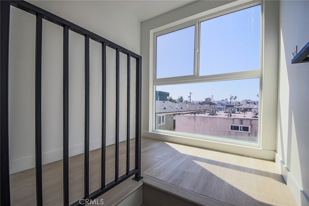 5265 Cartwright Avenue - Photo 36