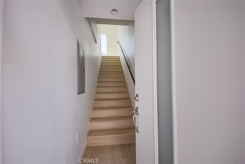 5265 Cartwright Avenue - Photo 31