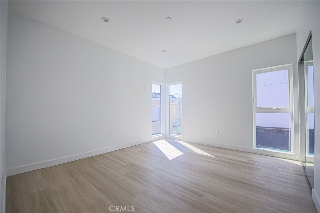 5265 Cartwright Avenue - Photo 25