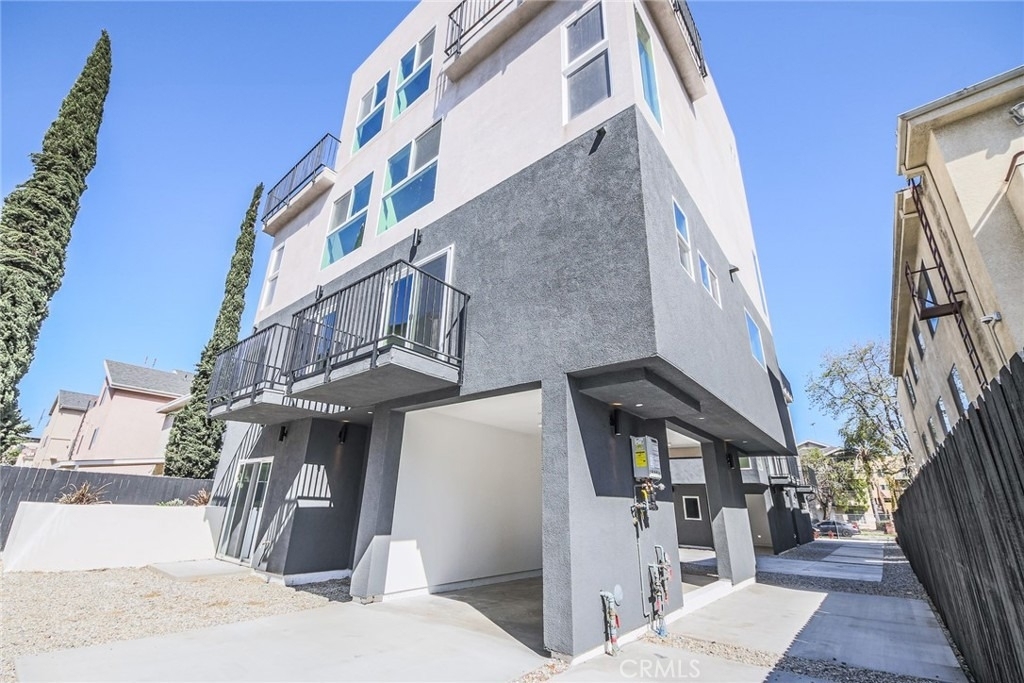 5265 Cartwright Avenue - Photo 14