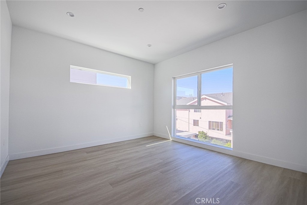 5265 Cartwright Avenue - Photo 26
