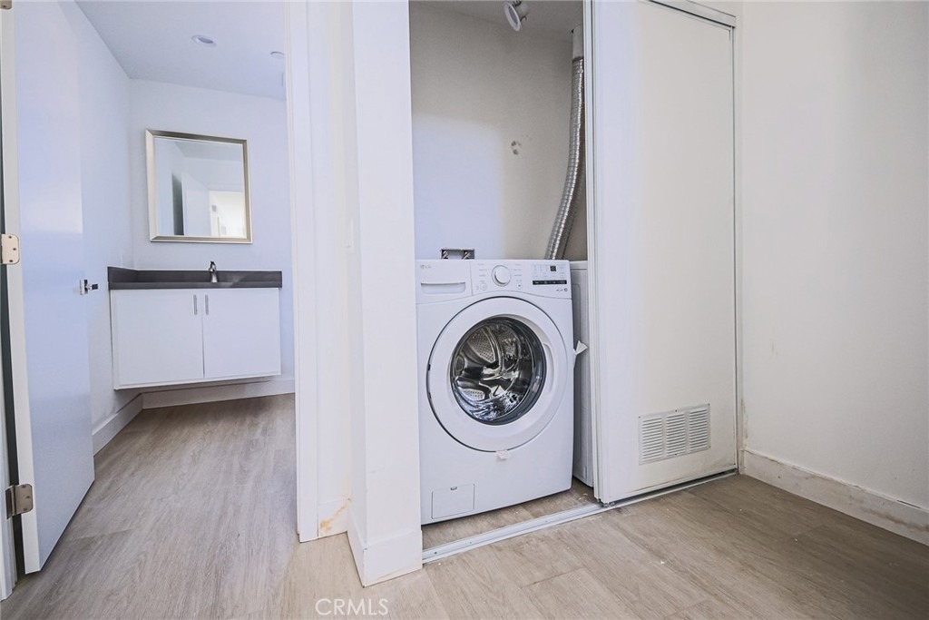 5265 Cartwright Avenue - Photo 67