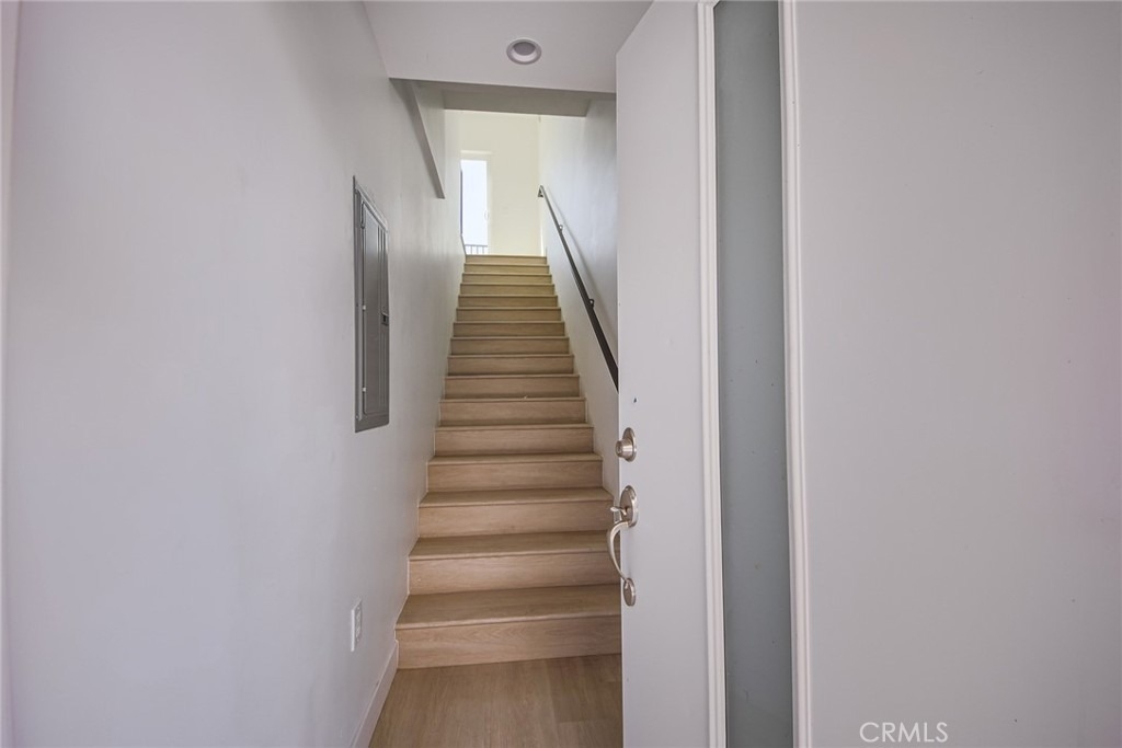 5265 Cartwright Avenue - Photo 31