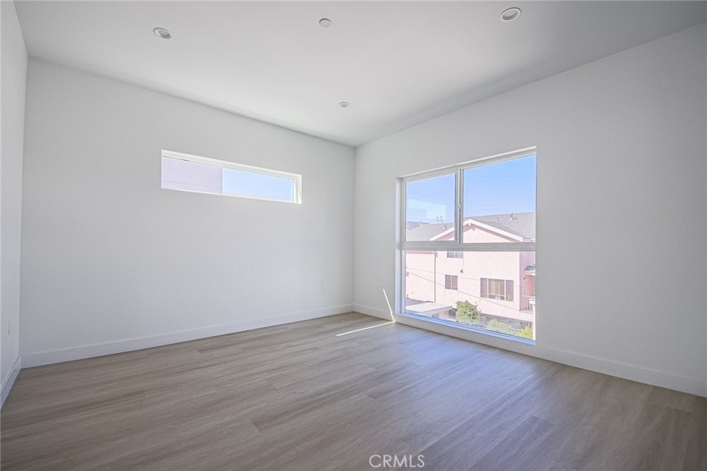 5265 Cartwright Avenue - Photo 64