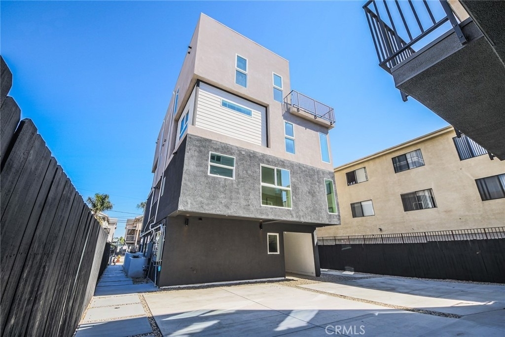 5265 Cartwright Avenue - Photo 20