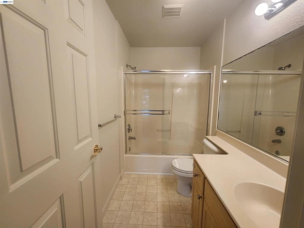 252 Lansing Way - Photo 10