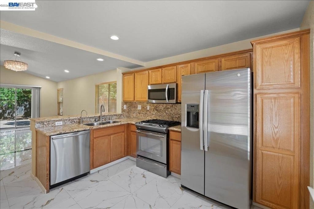 38806 Litchfield Cir - Photo 9