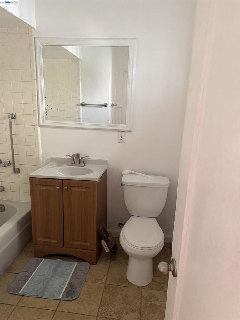 5740 Kingsley Cir - Photo 2