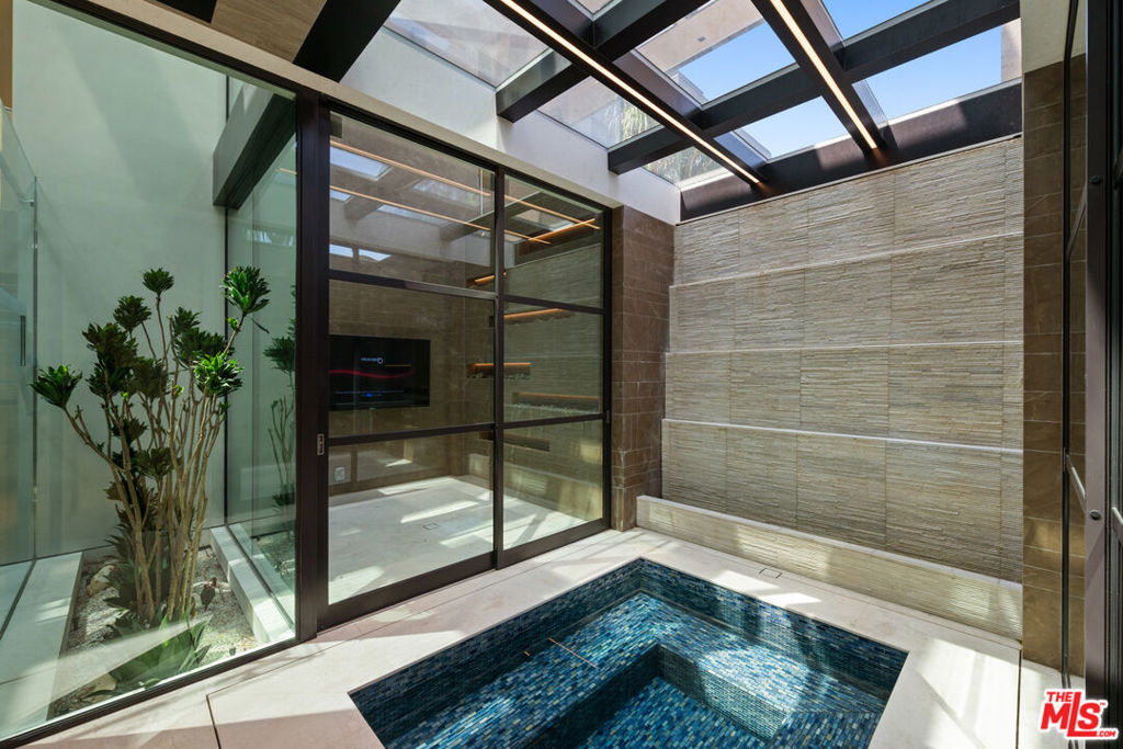 5012 Carbon Beach Terrace - Photo 12