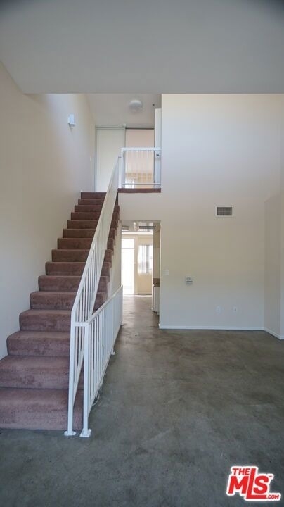 922 W 23rd Street - Photo 9