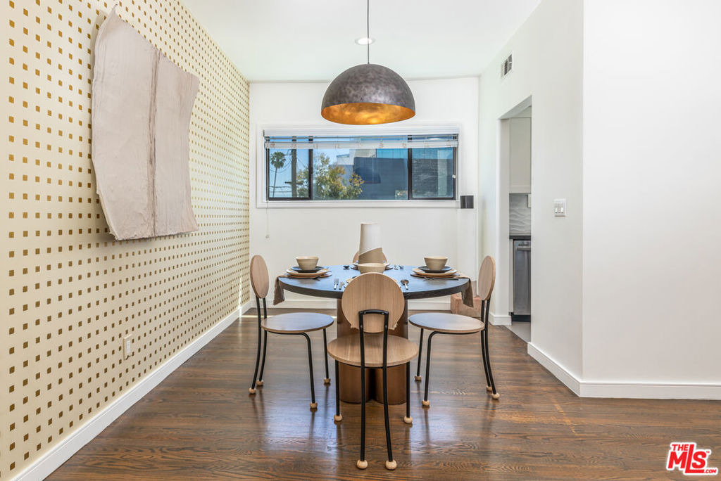 8911 Cynthia Street - Photo 7