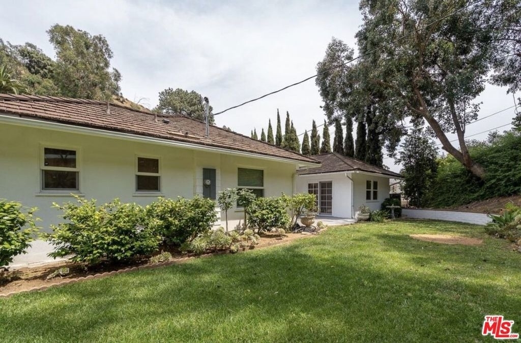 2201 Coldwater Canyon Drive - Photo 18