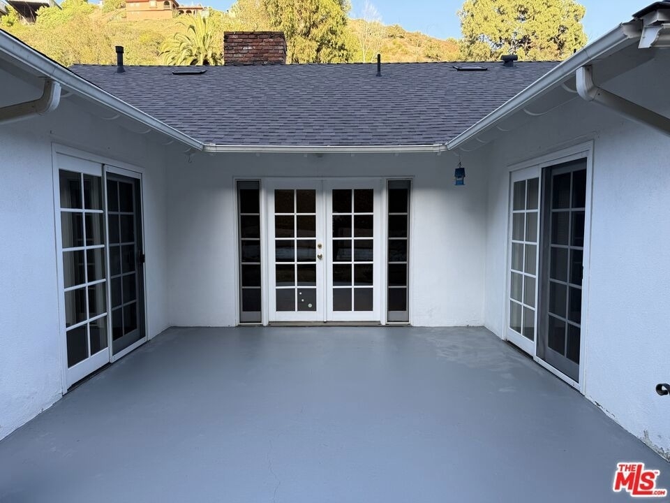2201 Coldwater Canyon Drive - Photo 19