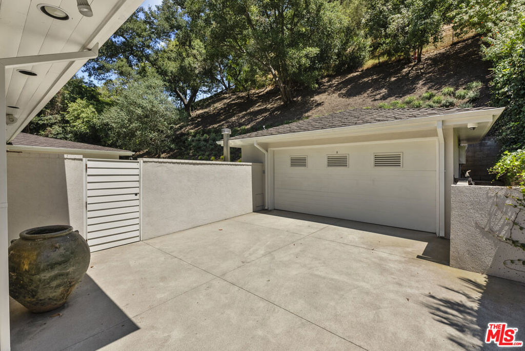 10630 Somma Way - Photo 53