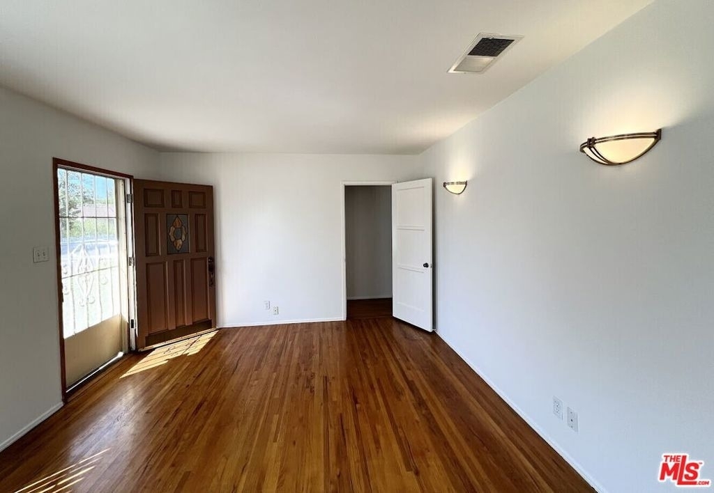 14013 Addison Street - Photo 1