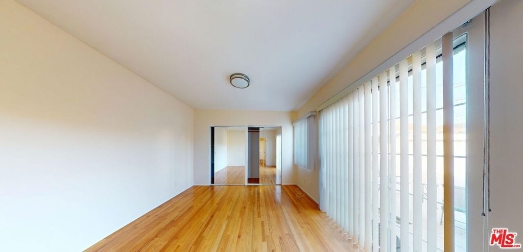 14013 Addison Street - Photo 10