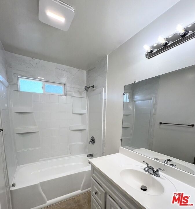 14202 Delano Street - Photo 9