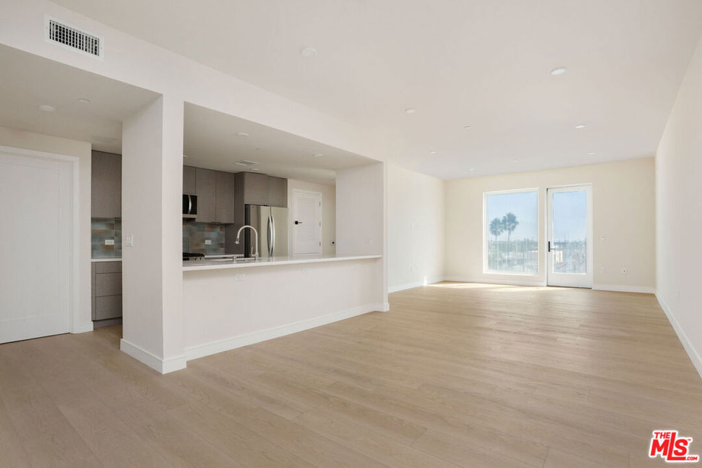 5320 Cartwright Avenue - Photo 1