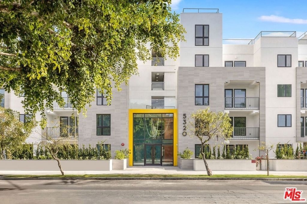 5320 Cartwright Avenue - Photo 13