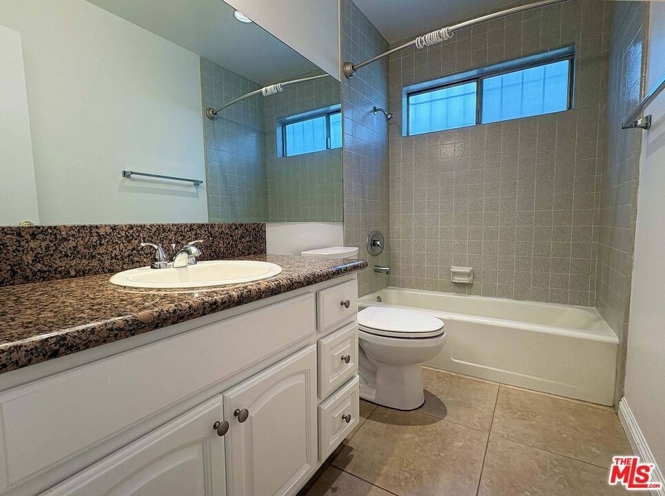 870 Figueroa Terrace - Photo 26