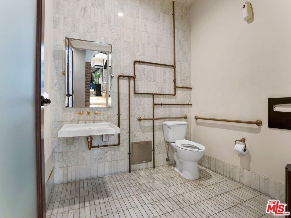 460 S Spring Street - Photo 29