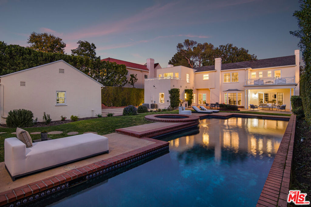625 N Sierra Drive - Photo 1
