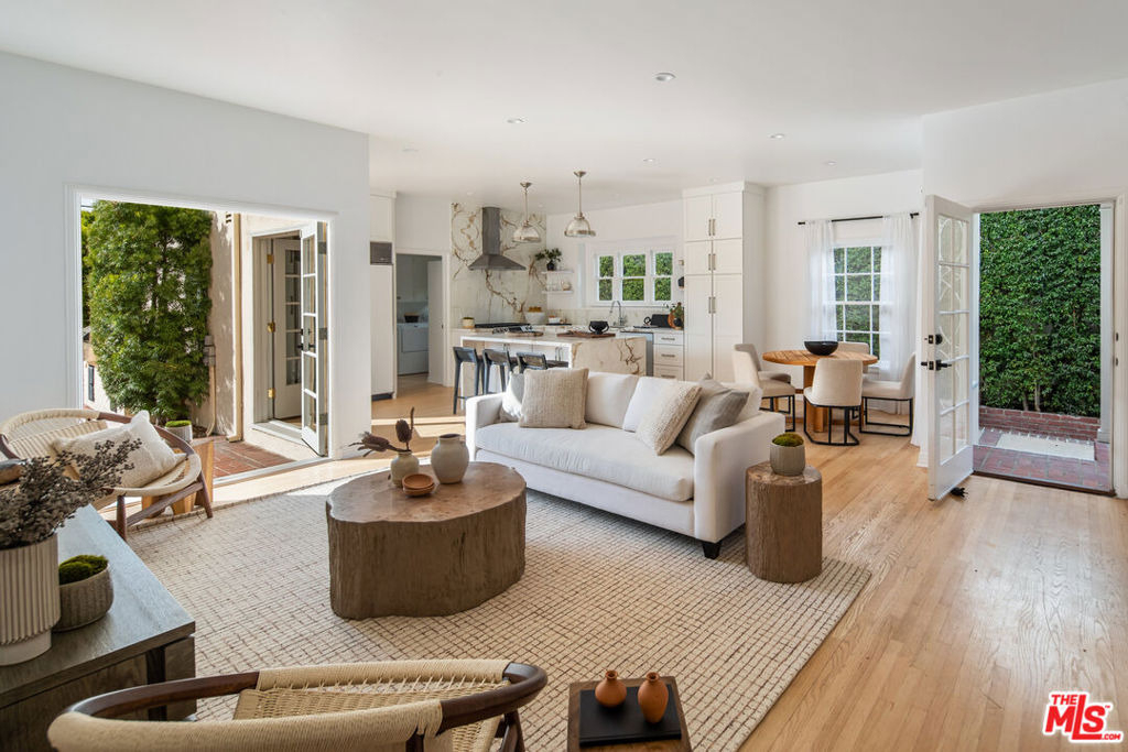 625 N Sierra Drive - Photo 4