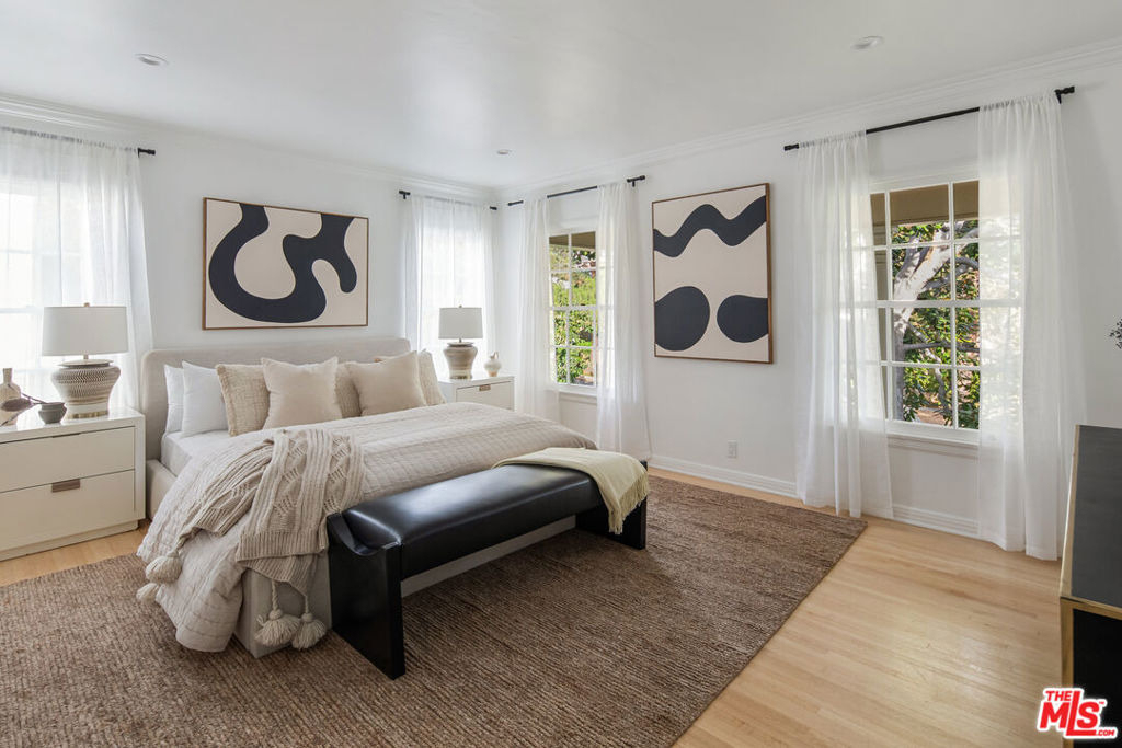 625 N Sierra Drive - Photo 13