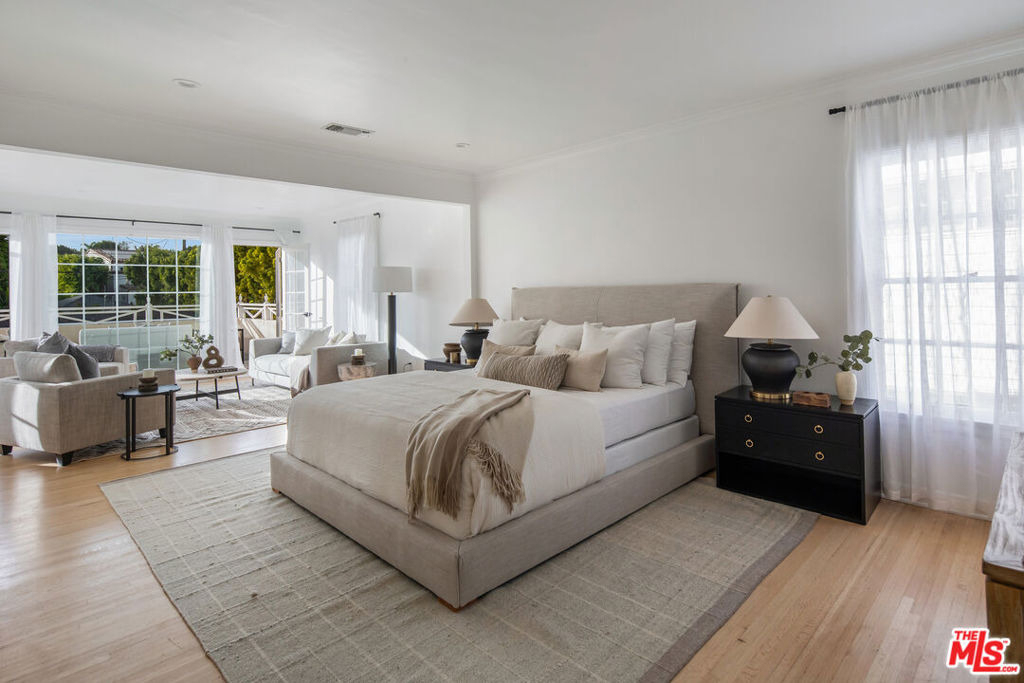 625 N Sierra Drive - Photo 9