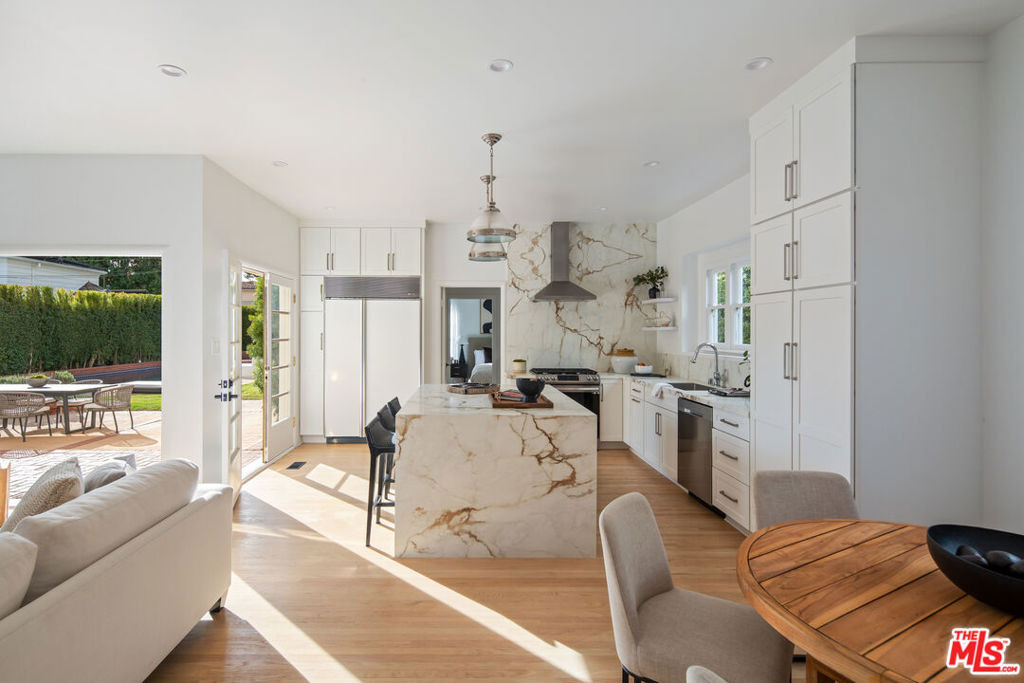 625 N Sierra Drive - Photo 5