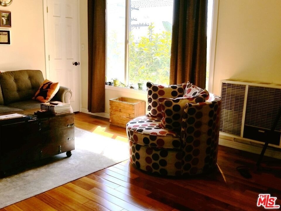 605 1/2 Tularosa Drive - Photo 2