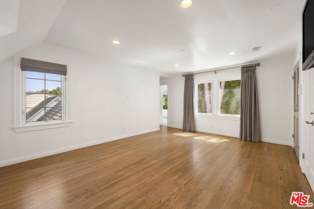 501 Cascada Way - Photo 12