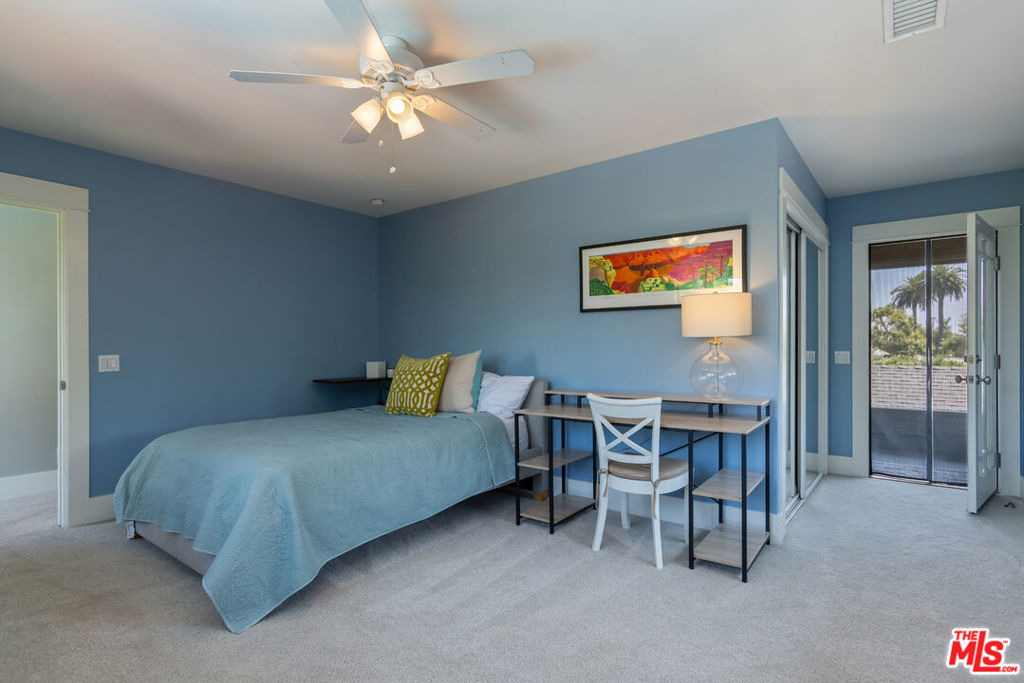 11835 S South Park Avenue - Photo 19