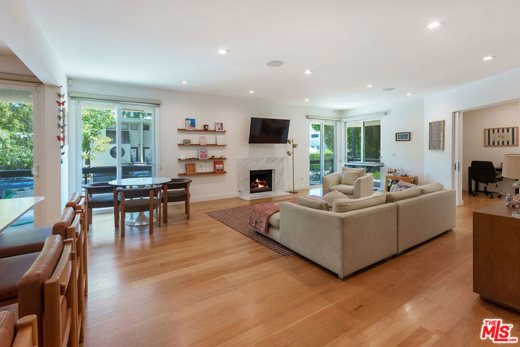 723 Westmount Drive - Photo 1