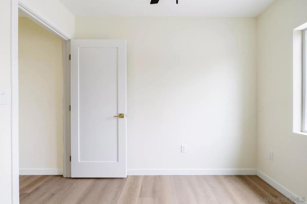722 E 116th - Photo 11