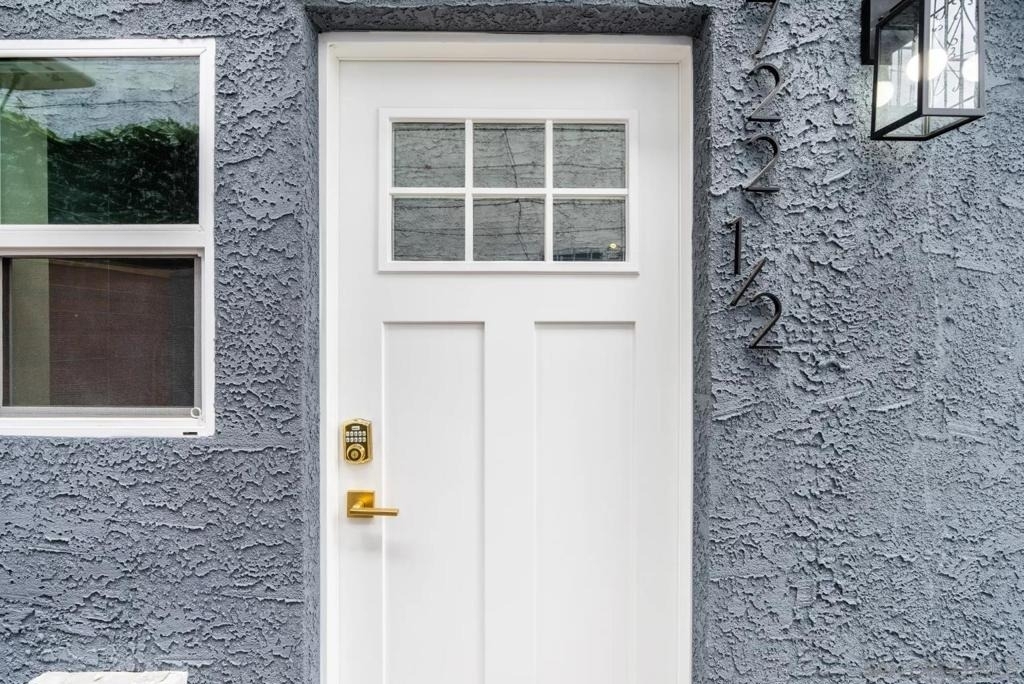 722 E 116th - Photo 14