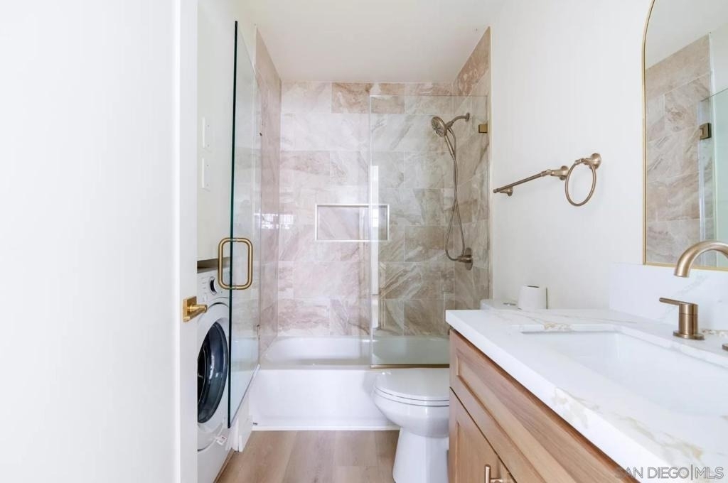 722 E 116th - Photo 3