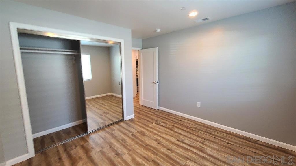 8834 Valencia St - Photo 19