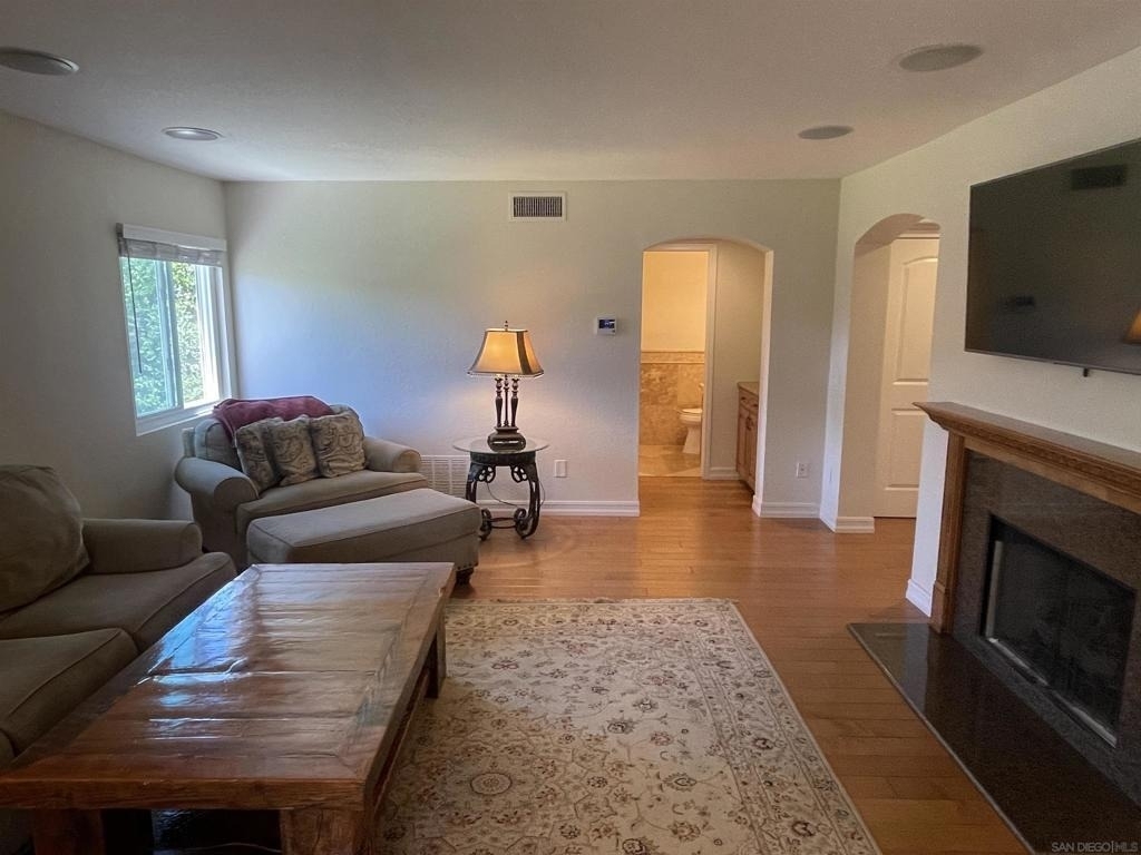1994 Casablanca Ct. - Photo 5