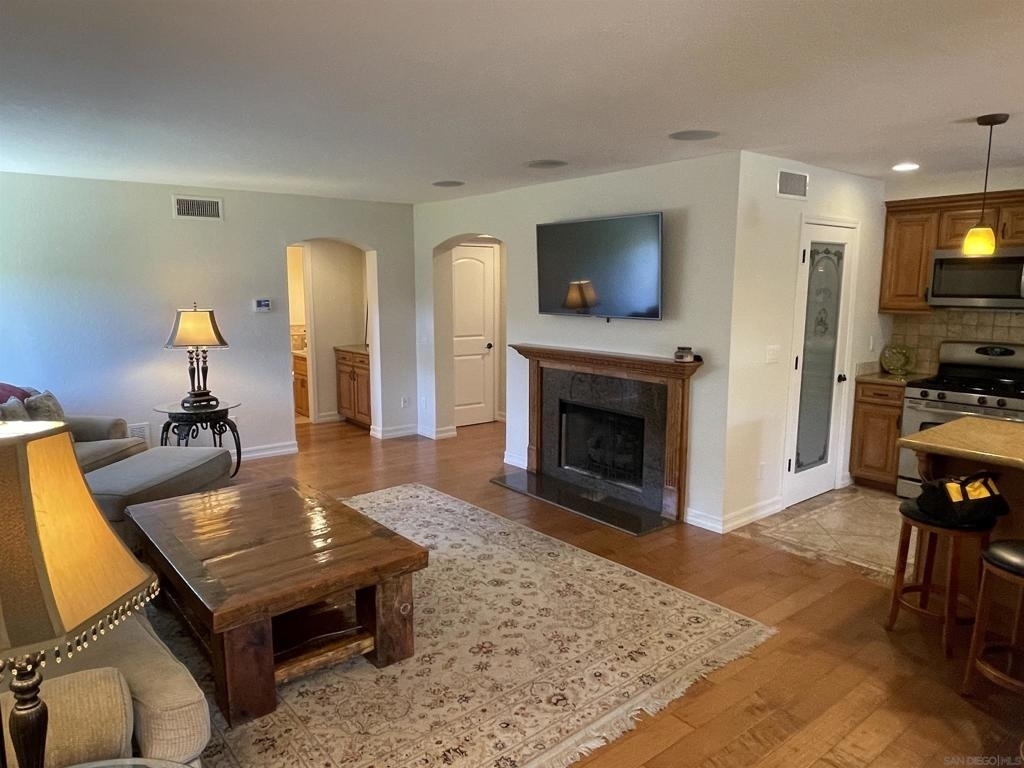 1994 Casablanca Ct. - Photo 7