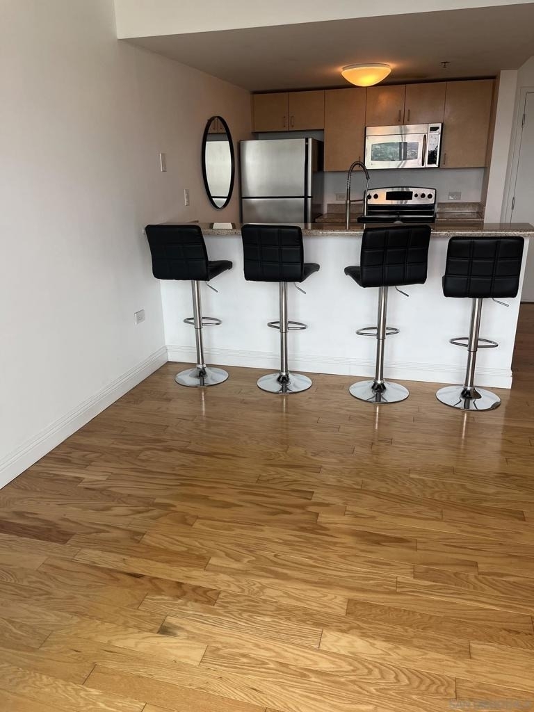 425 W Beech - Photo 18