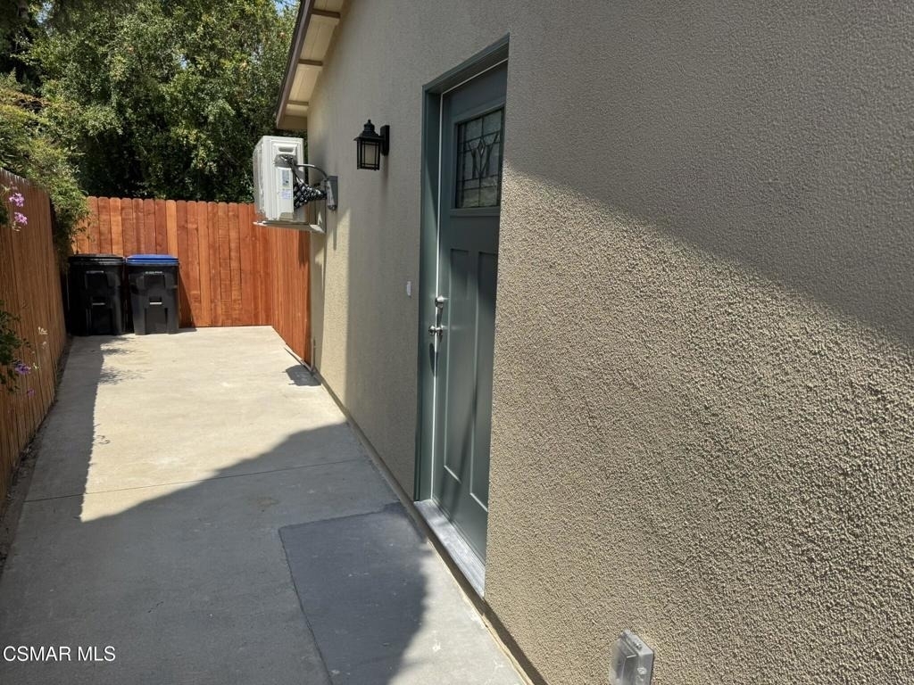 1281 Hartley Avenue - Photo 8