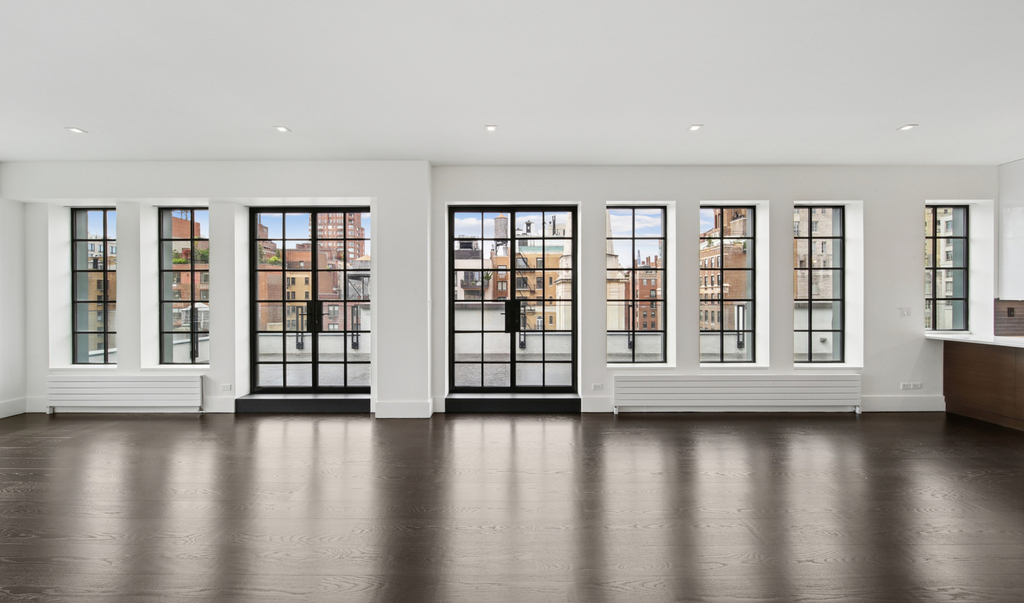East 80th Street - Photo 0